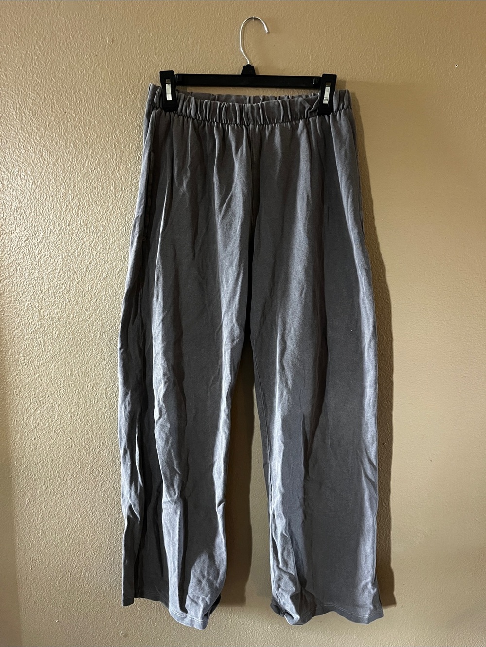Wide leg sweat pants